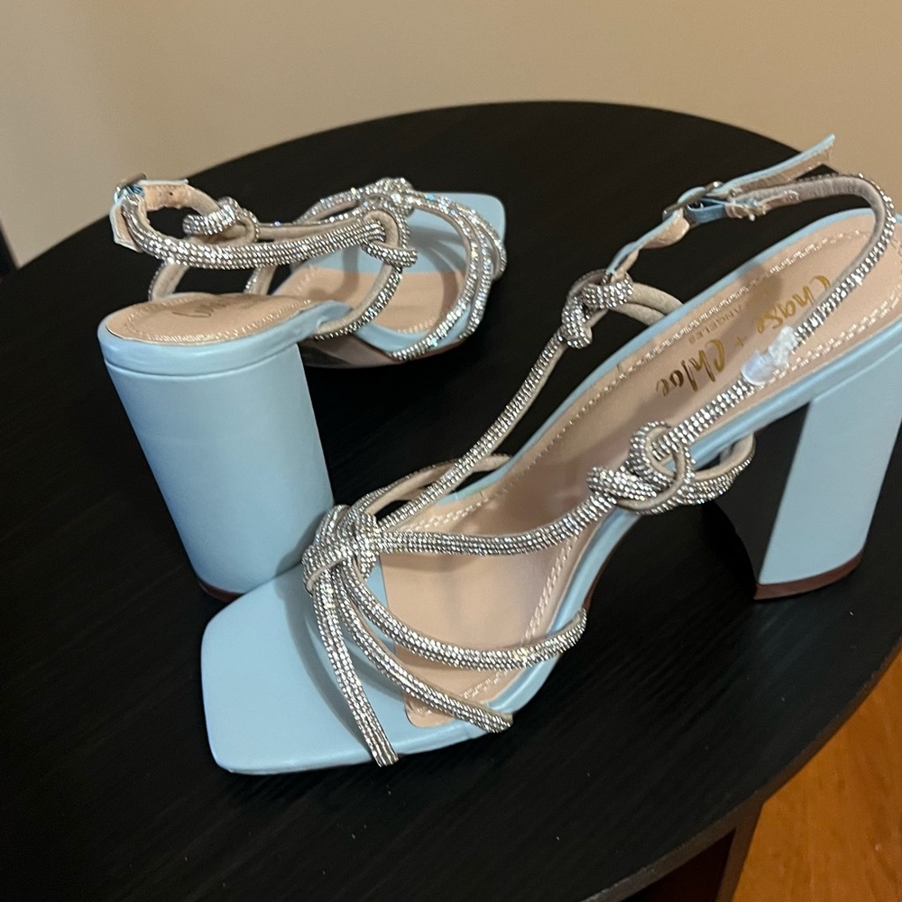 Women’s Rhinestone Sandals - Picture 3 of 5